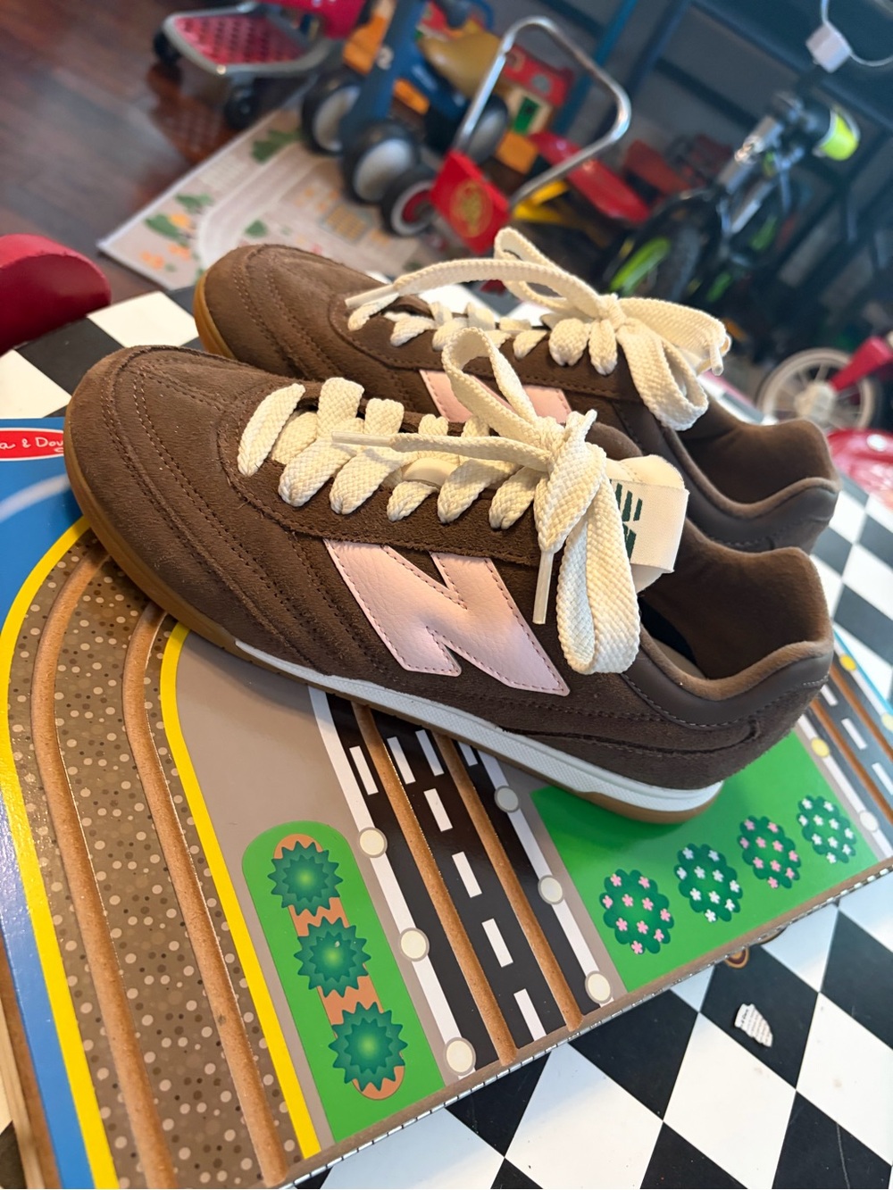 New Balance Rc42 Brown Sneakers with Light Pink Logo